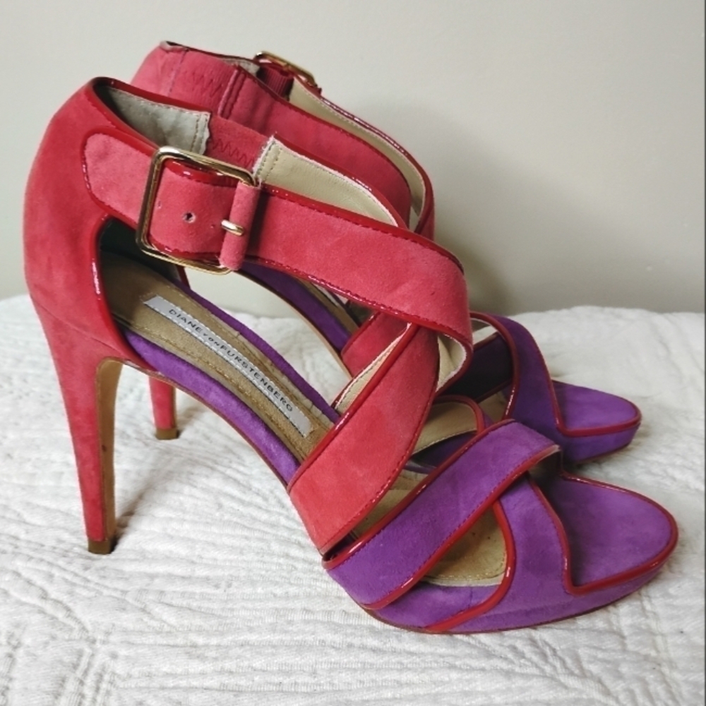 Diane von Furstenberg Suede Strappy Heels Size 6.5 DVF - Picture 7 of 9